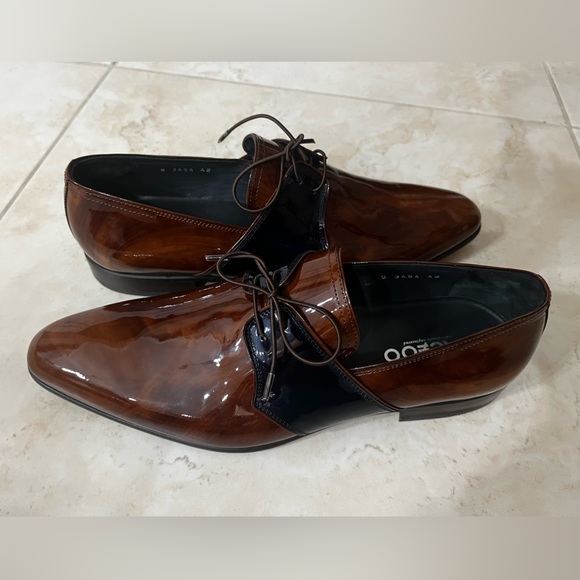 *NEW* Glossy Brown Maceoo Dress Shoes (US Size 9) - Picture 1 of 6